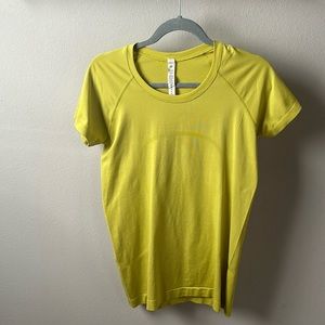 EUC lululemon Swiftly Tech Tee
